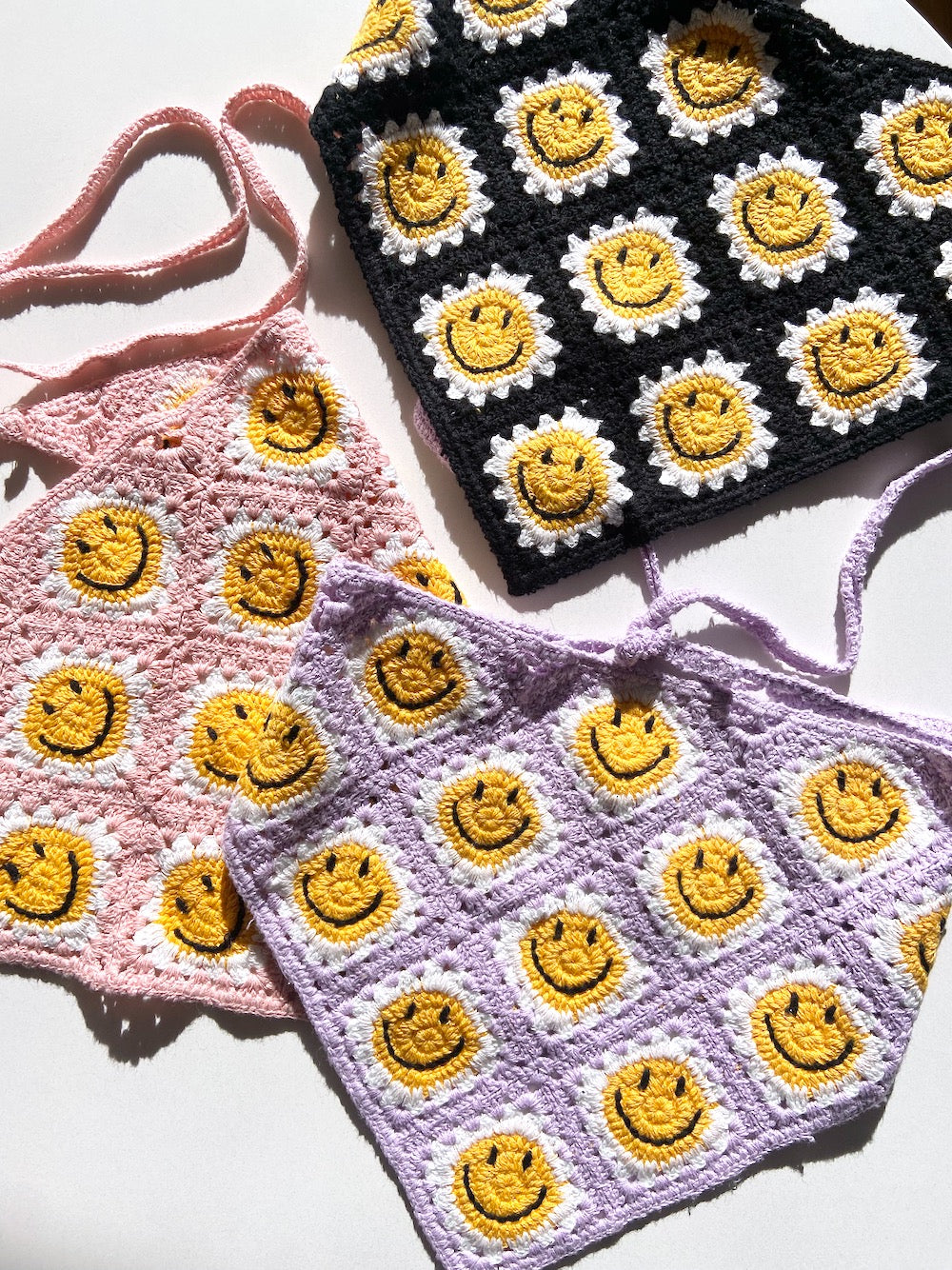 Crochet Smiley Granny Square: Crochet pattern