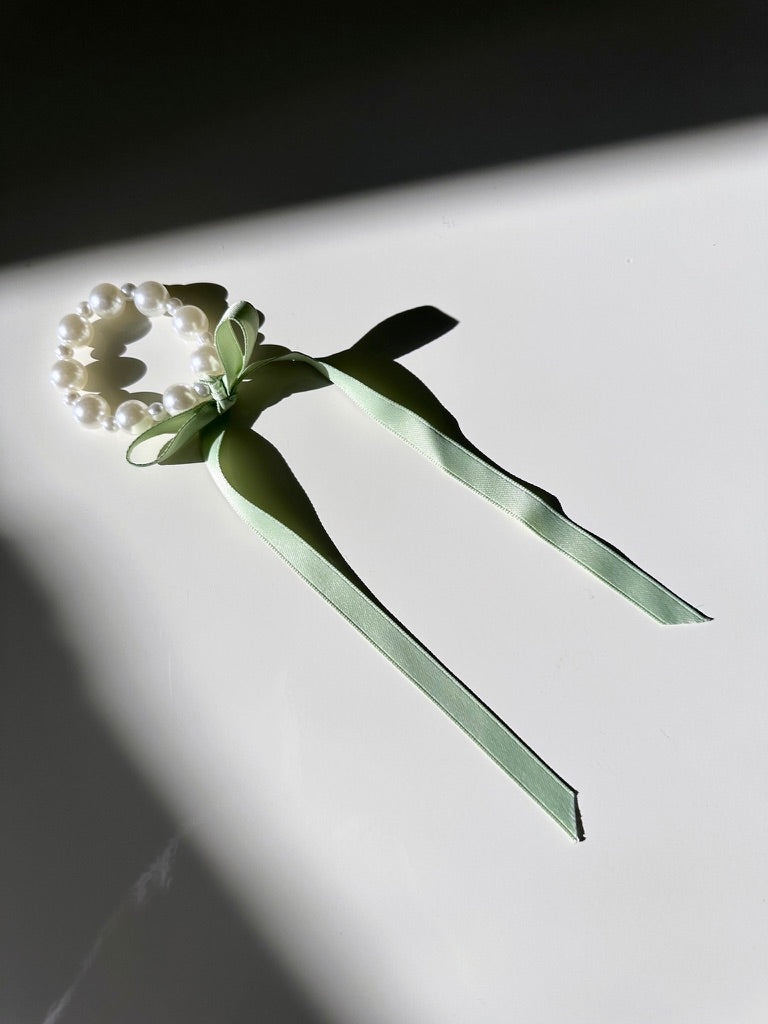 Handmade Petite Bow Pearl Hair Tie