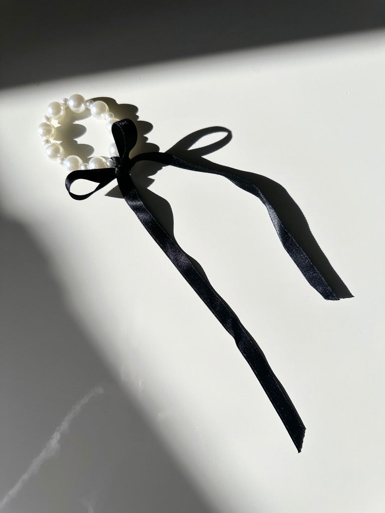 Handmade Petite Bow Pearl Hair Tie