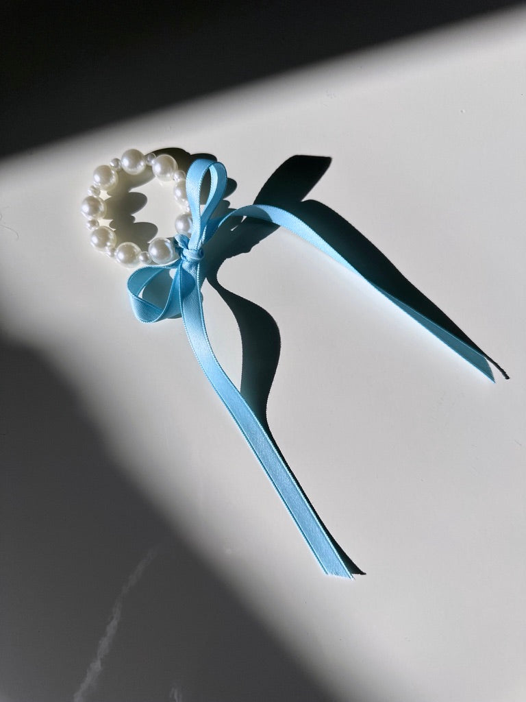 Handmade Petite Bow Pearl Hair Tie